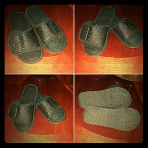 Boys Black Slippers